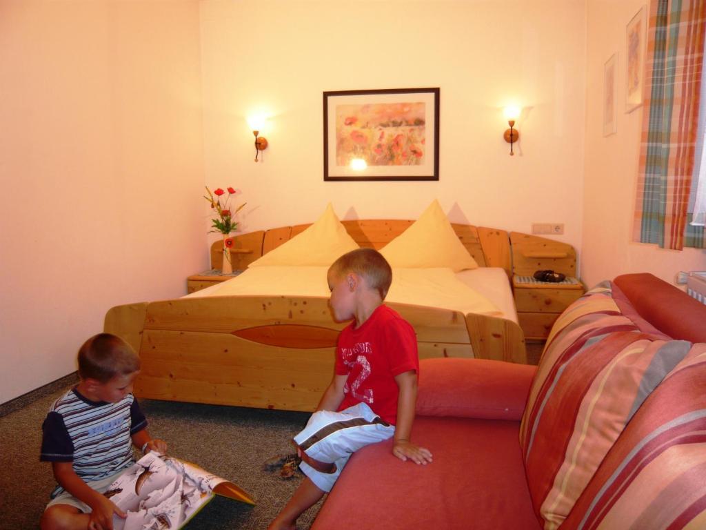 Ferienhaus Ahorn Neustift im Stubaital Kamer foto